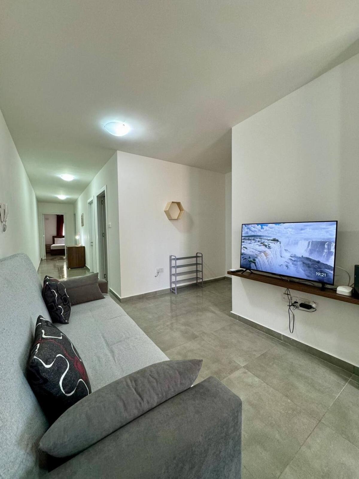 Mive-Delux Three Bedroom Apartment In Марсаскала Екстер'єр фото