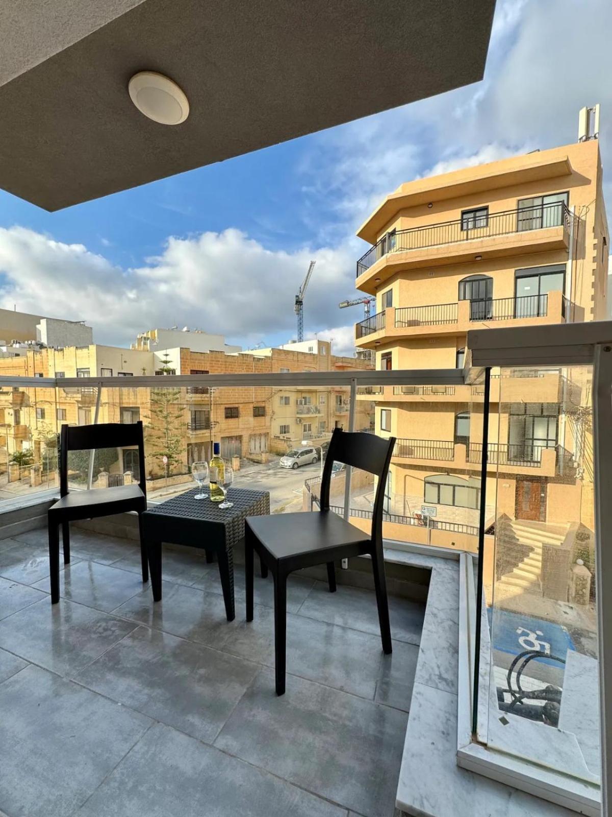 Mive-Delux Three Bedroom Apartment In Марсаскала Екстер'єр фото